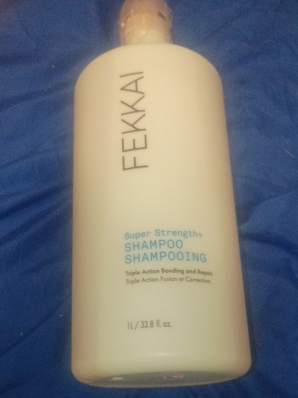 FEKKAI Super Strength+ Shampoo — White